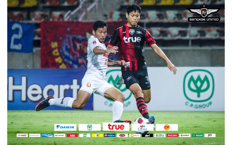 “แข้งเทพ” เปิดบ้านทุบ “พญาไก่ชน” 3-1 ประเดิมเลกสอง
